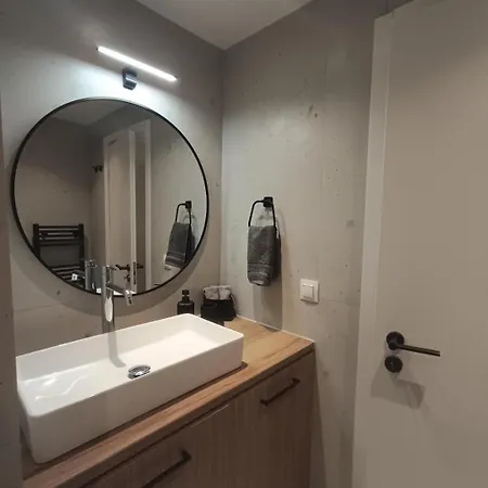 Iovi Tinos Ii Apartman