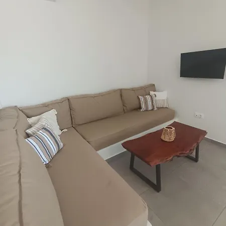 Apartman Iovi Tinos Ii