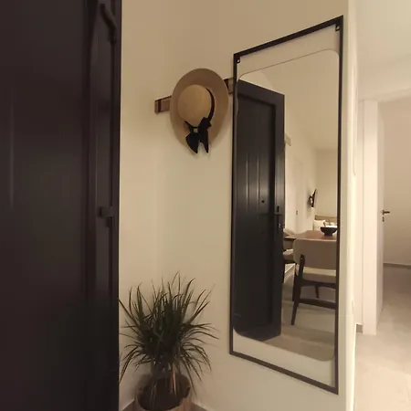 Iovi Tinos Ii Apartman *